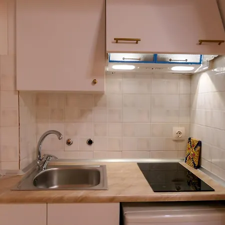 Circe Pansion Apartment Lixouri